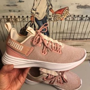 PUMA Enzo lace-up Pink sneaker 👞